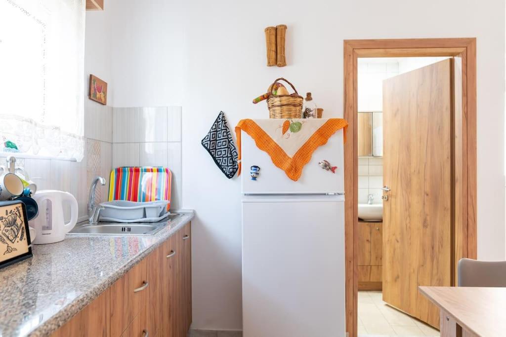 Zografia - Charming House Near The Coast Διαμέρισμα Μαρμάρι Εξωτερικό φωτογραφία
